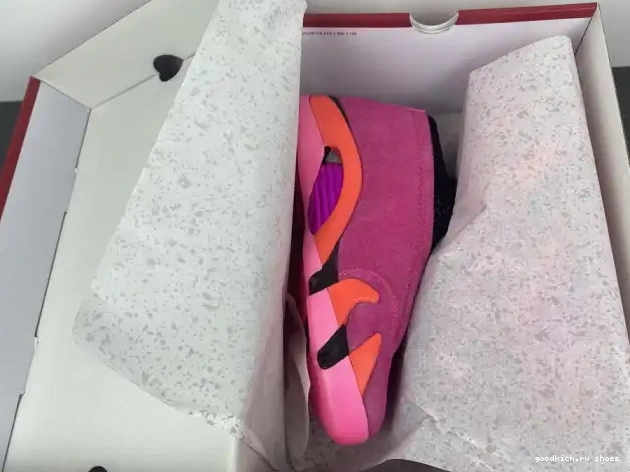 Rep Retro Jordan (W) Shocking Low Pink DH4121-600 14 0520